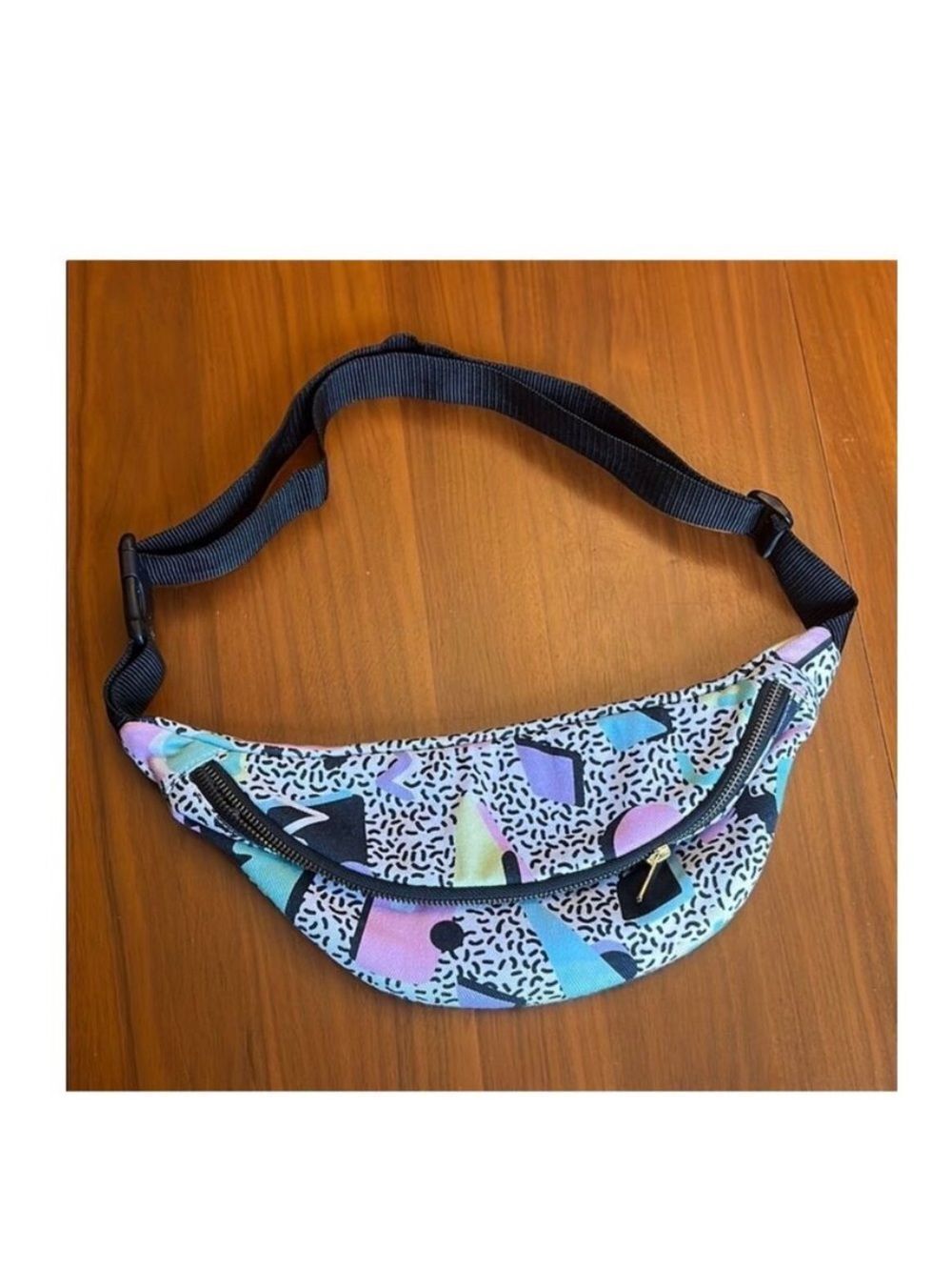Gazzy 80’s retro style cotton fanny pack new without tags unworn